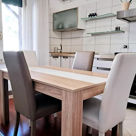 Apartamento Isola *